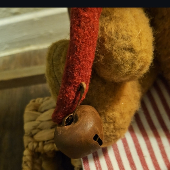 CHRISTMAS TEDDY BEAR - Picture 3 of 5